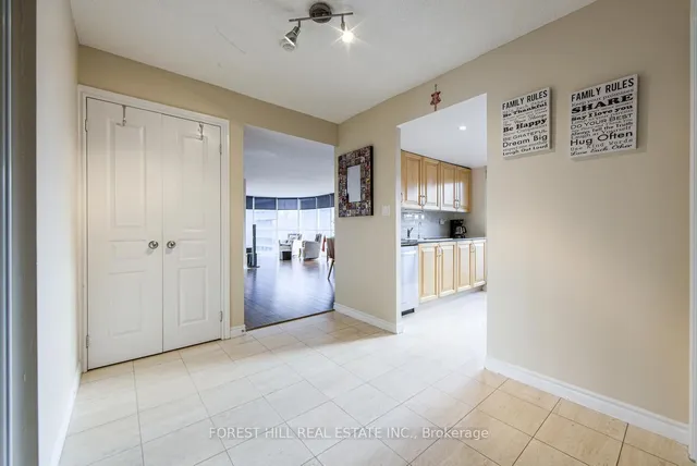 Additional image 2 of 801 Bay St Unit 1606