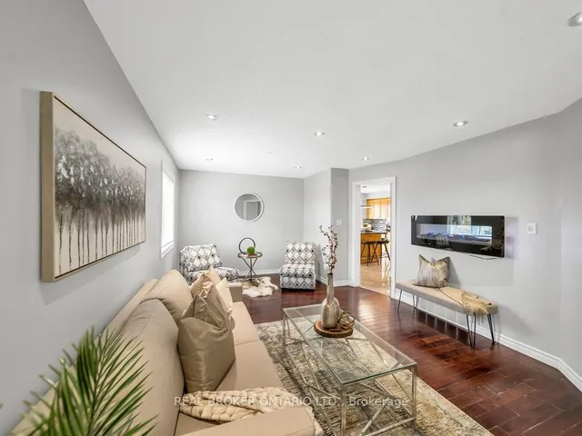 Additional image 16 of 141 Hollyridge Cres