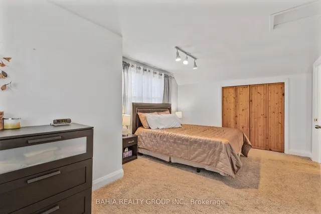 Additional image 40 of 52 Orchard Park Dr