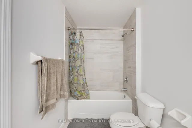 Additional image 25 of 326 Moorlands Cres