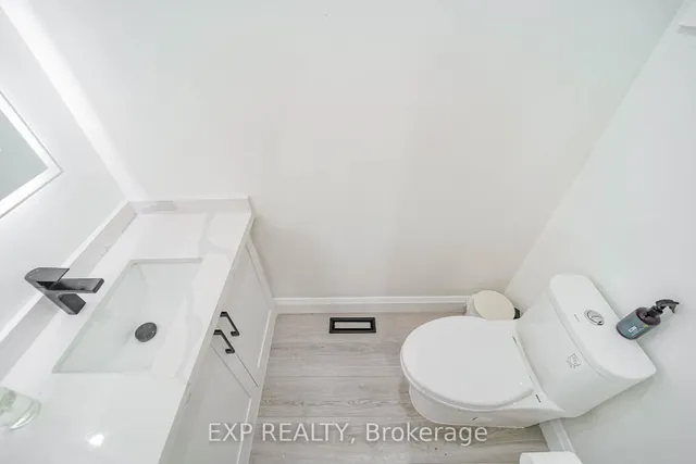 Additional image 32 of 25 Nabob Cres