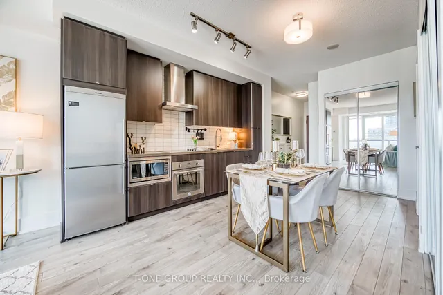 Additional image 11 of 300 Front St Unit 2001