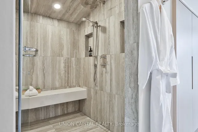 Additional image 26 of 16 Lytton Blvd