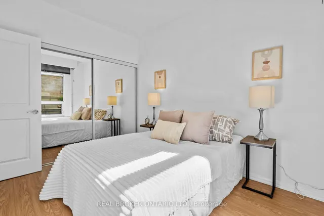 Additional image 19 of 35 Hayden St Unit 109