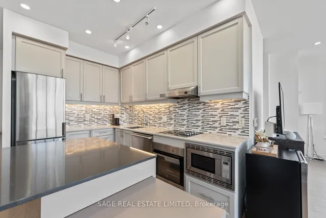 Additional image 13 of 7 Kenaston Gdns Unit 617