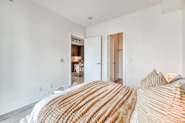 Additional image 20 of 300 Front St Unit 2001