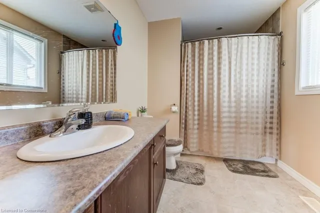 Additional image 26 of 220 Lemon Grass Cres