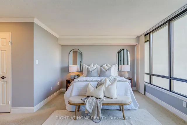 Additional image 26 of 65 Skymark Dr Unit 707