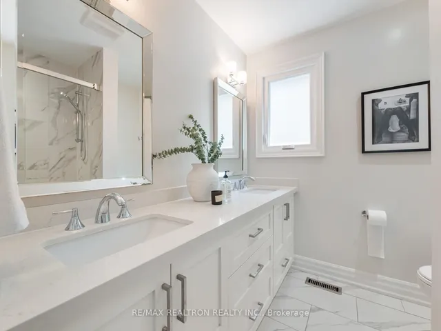 Additional image 32 of 10 Terrydale Dr