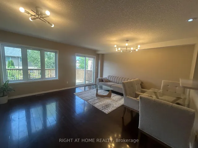 Additional image 8 of 972 Zeller Cres