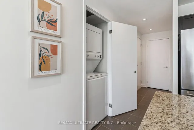 Additional image 20 of 816 Lansdowne Ave Unit 1402