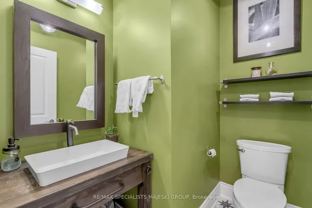 Additional image 18 of 87 Lake Cres