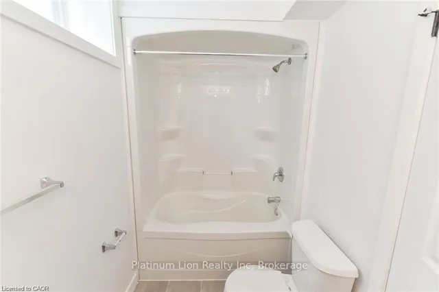 Additional image 34 of 46 Franklin St