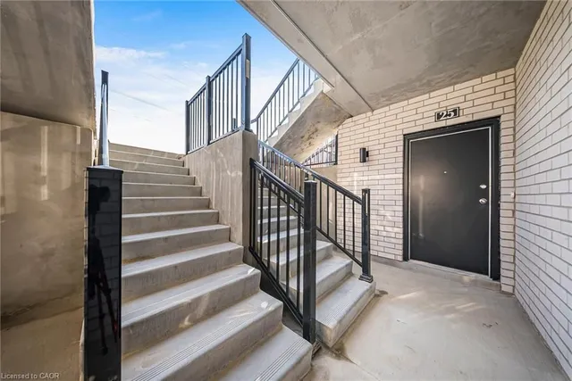 Additional image 4 of 10 South Creek Dr Unit 25