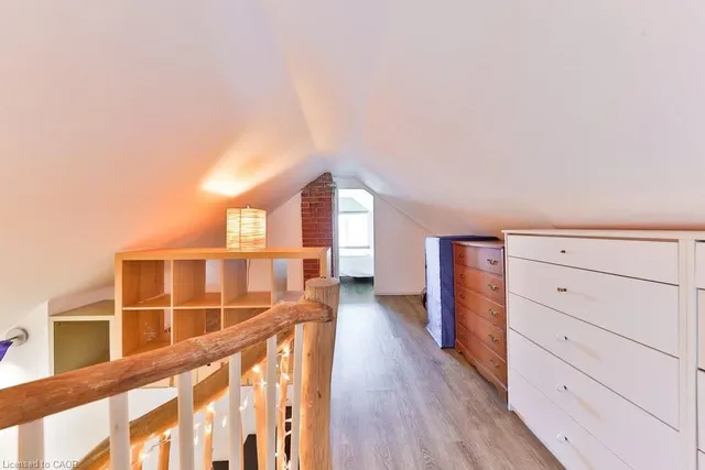 Additional image 27 of 39 Twenty Fourth St