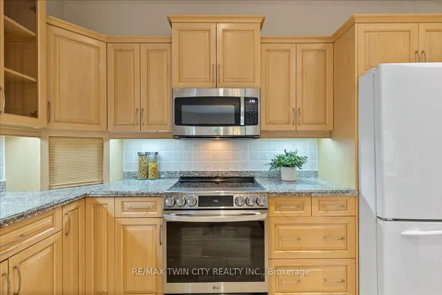 Additional image 13 of 122 Briarmeadow Pl