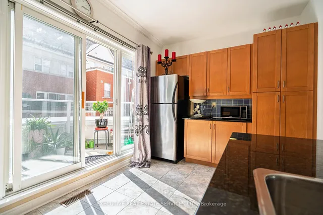 Additional image 26 of 24 Michael Power Pl