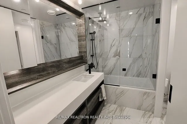 Additional image 14 of 505 Richmond St Unit 801