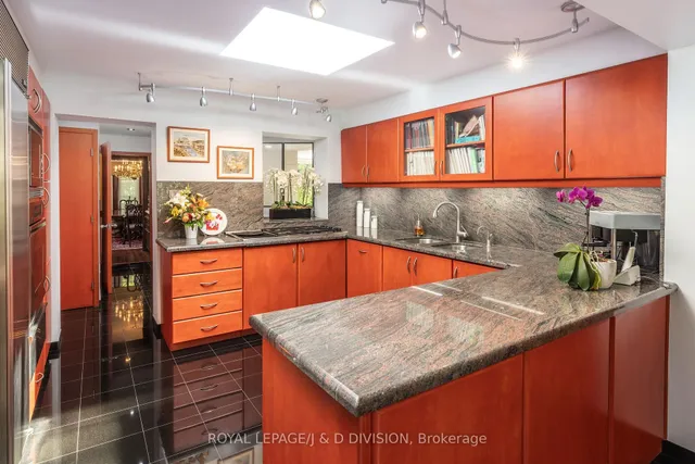 Additional image 15 of 428 Russell Hill Rd