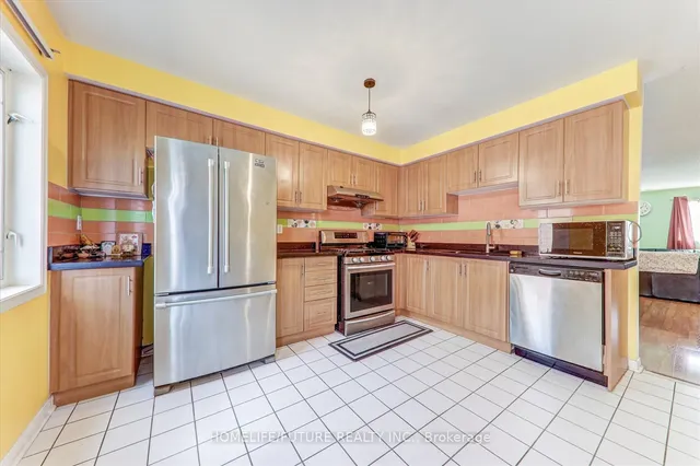 Additional image 19 of 6 Guillet St