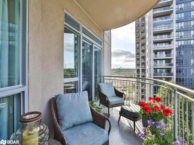 Additional image 11 of 2111 Lake Shore Blvd Unit 719