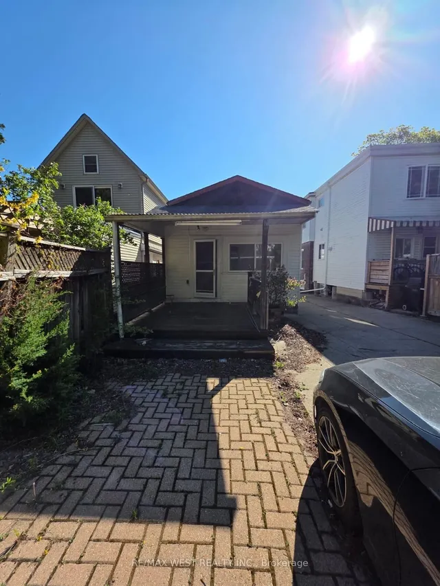 Additional image 5 of 160 King Edward Ave