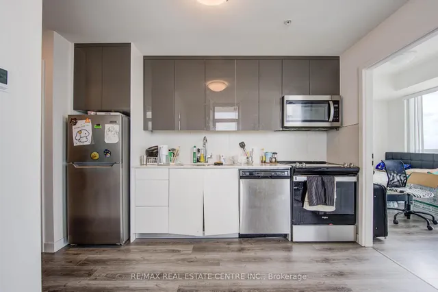 Additional image 8 of 60 Frederick St Unit 1809