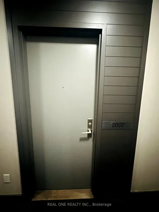 Additional image 2 of 126 Simcoe St Unit 2007