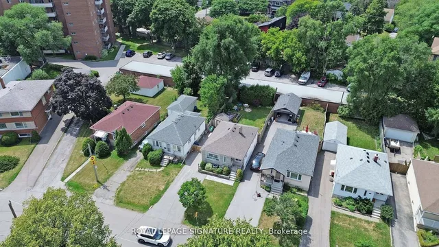 Additional image 31 of 48 Acorn Ave