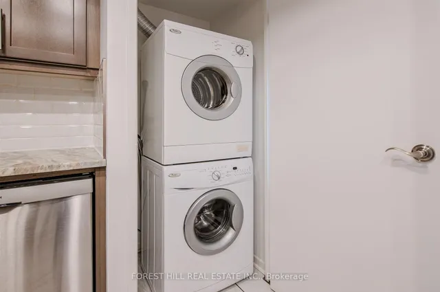 Additional image 13 of 2045 Lake Shore Blvd Unit 1102