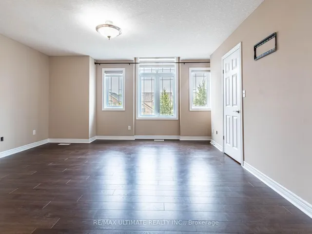 Additional image 21 of 621 Thomas Slee Dr