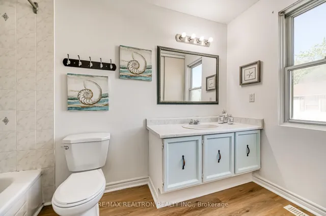 Additional image 34 of 91 L'Amoreaux Dr Unit 79