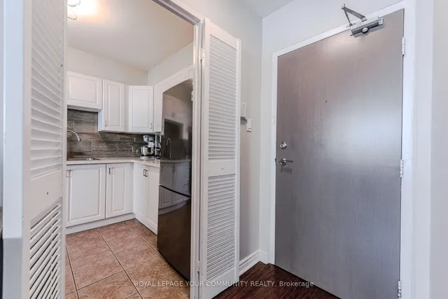 Additional image 19 of 3390 Weston Rd Unit 901