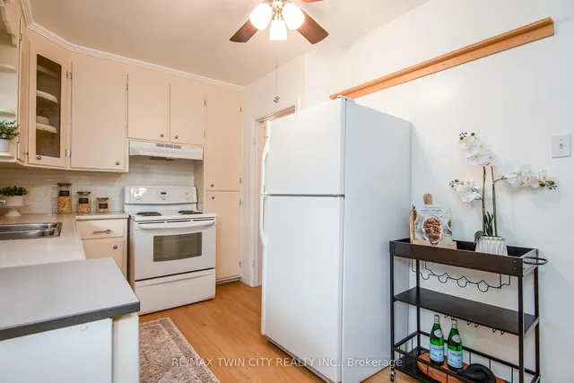 Additional image 24 of 148 Siebert Ave