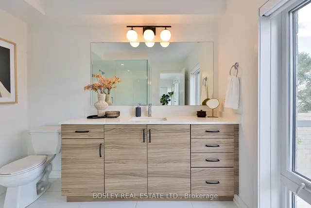 Additional image 25 of 39 Florence St Unit TH8