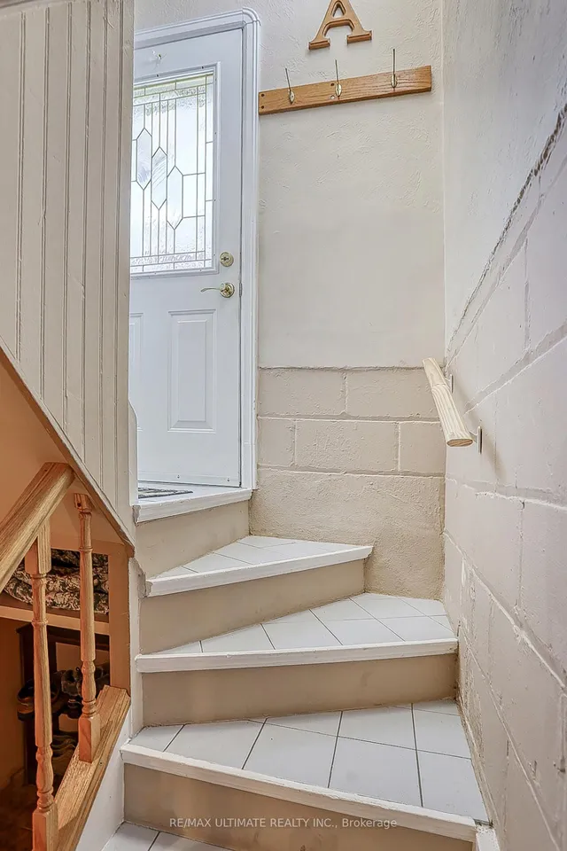 Additional image 26 of 30 joanith Dr