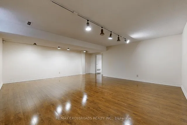 Additional image 34 of 58 Cosmic Dr