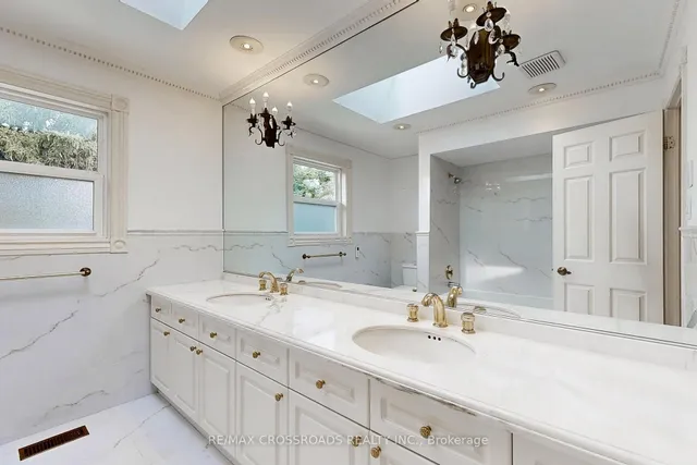 Additional image 28 of 58 Cosmic Dr