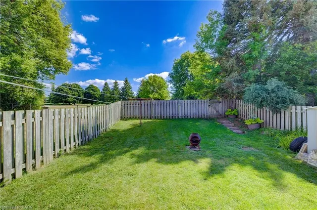 Additional image 33 of 73 Overlea Dr