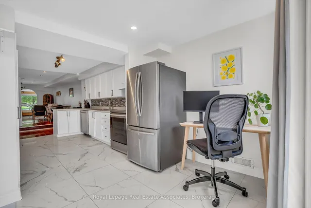 Additional image 18 of 240 Sixth St