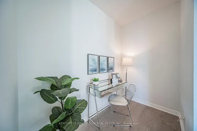 Additional image 30 of 300 Bloor St Unit 2004