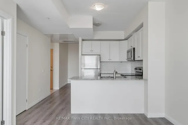 Additional image 20 of 60 Charles St Unit 2407