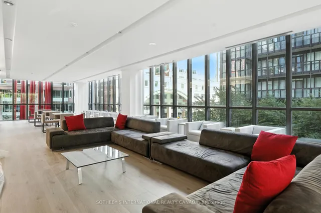 Additional image 35 of 110 Charles St Unit 4207