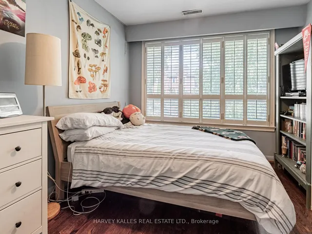 Additional image 26 of 15 Ridelle Ave