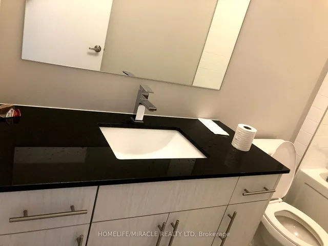 Additional image 16 of 60 Charles St Unit 1001