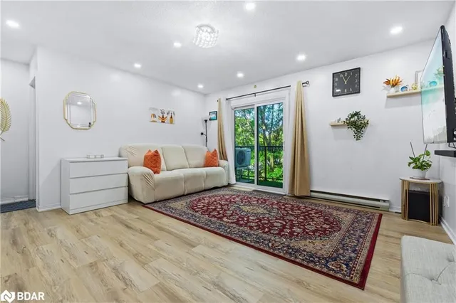 Additional image 11 of 565 Greenfield Ave Unit 610