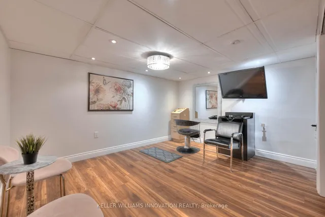 Additional image 32 of 38 Fairlawn Rd