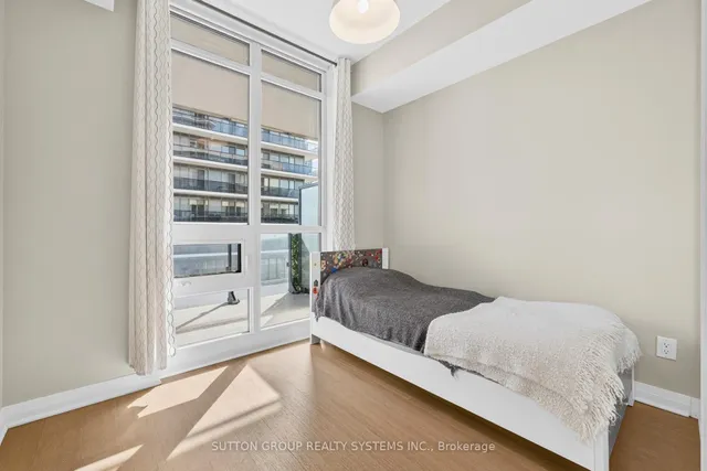 Additional image 27 of 60 Annie Craig Dr Unit 815