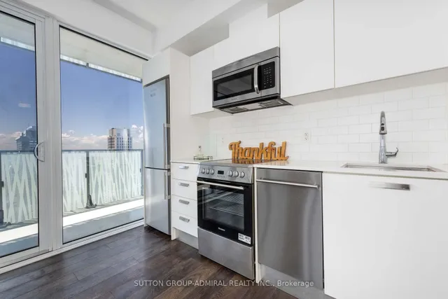 Additional image 5 of 42 Charles St Unit 4403