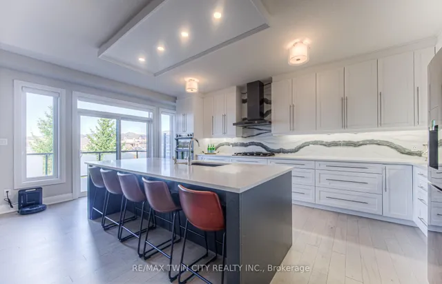 Additional image 18 of 904 Thomas Pedder Crt
